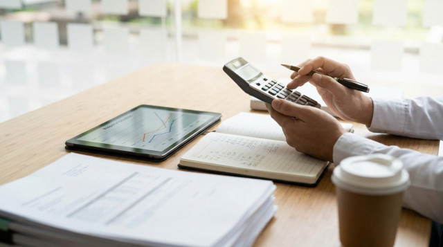 how to calculate loan-to-value (LTV) ratio: formula, steps and real examples